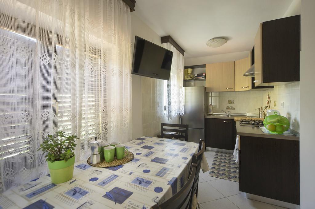 Apartments Jurisevic Ουμάγκ Εξωτερικό φωτογραφία